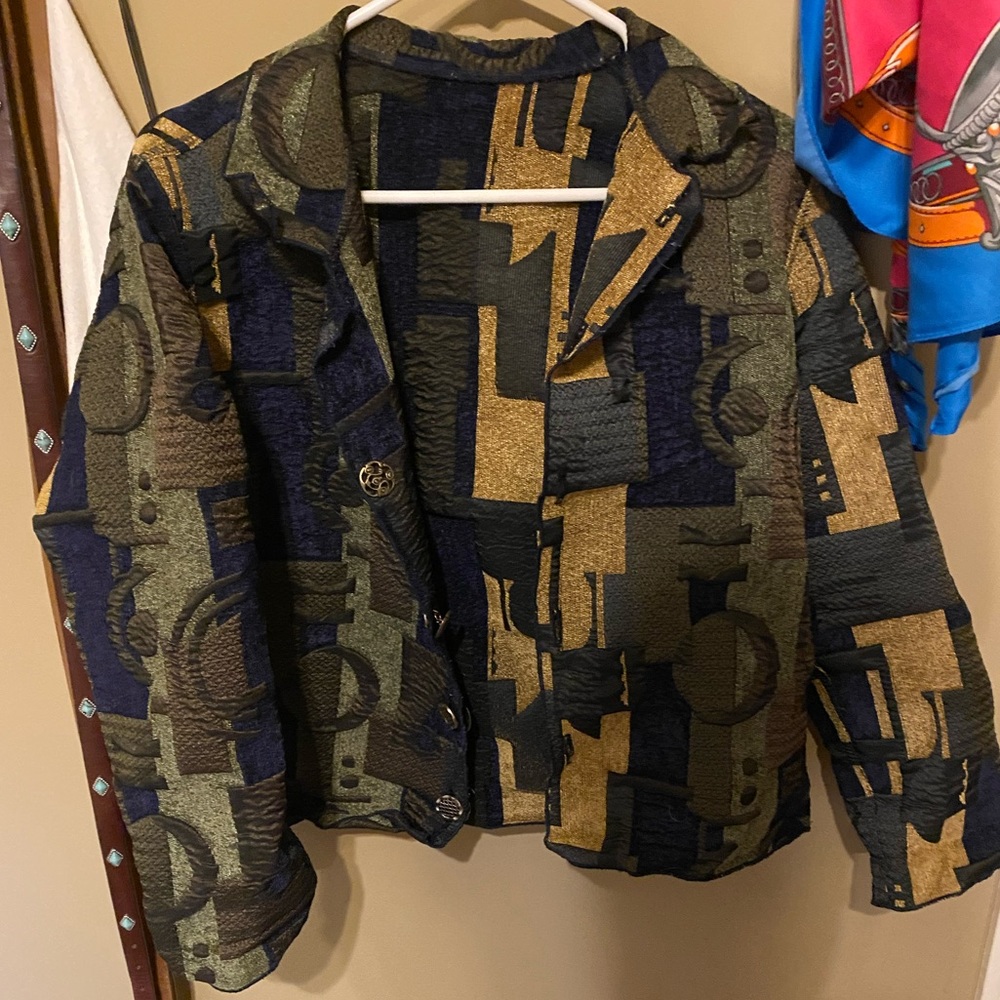 Funky jacket with reversible buttons